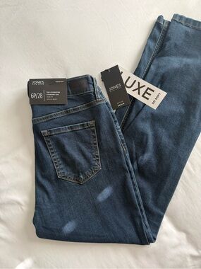 NWT Jones New York Lexington Straight Leg Jeans Westpoint Wash 6P / 28